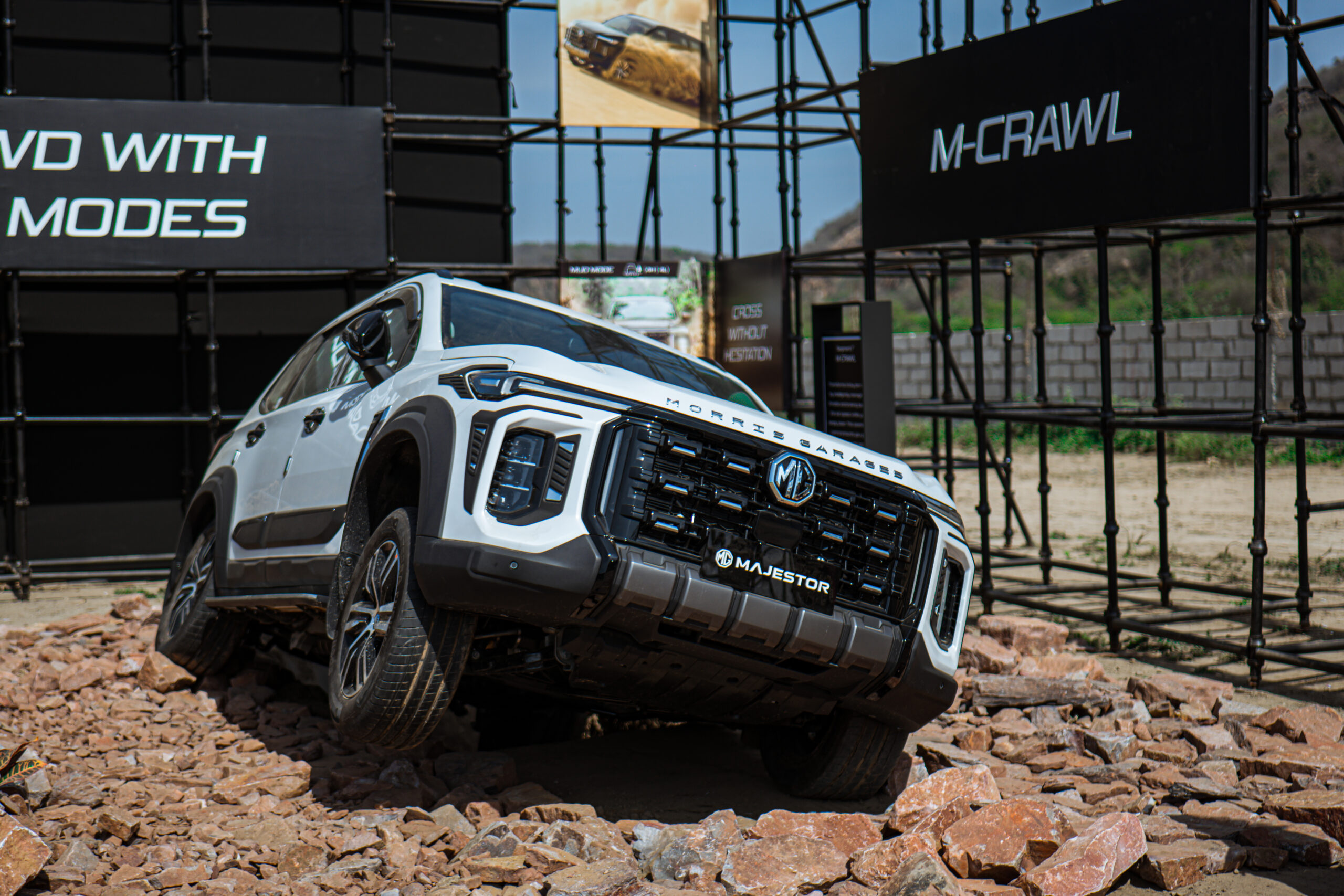 MG Majestor SUV Unveiled in India; Pre-Bookings Now Open