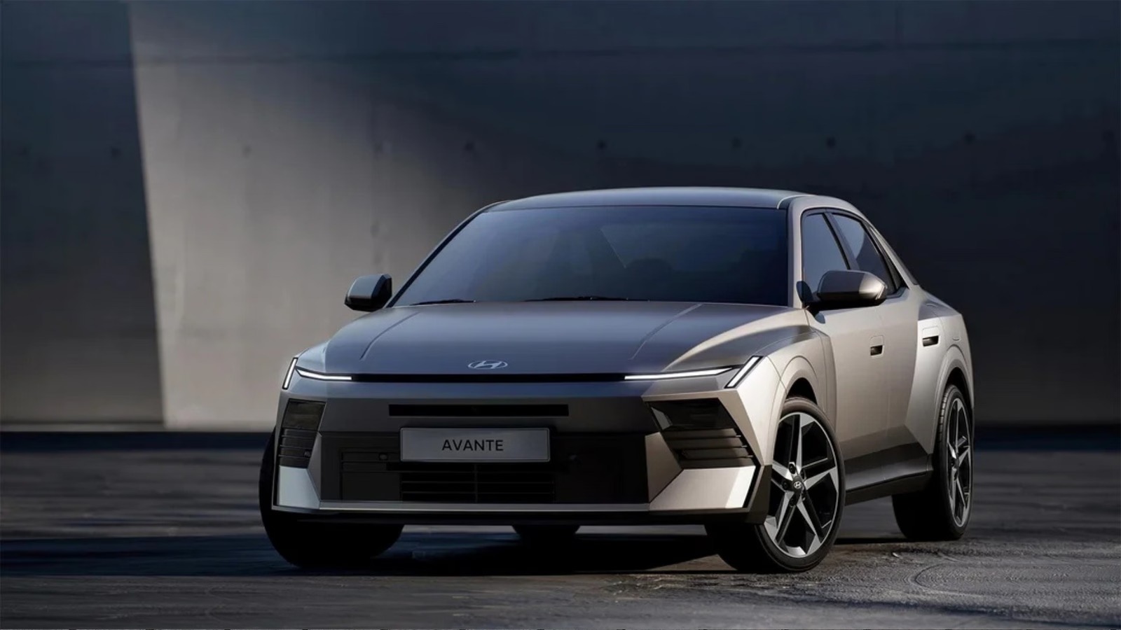 New Hyundai Elantra Debuts With Radical Design, 157hp Hybrid. India Launch Unlikely