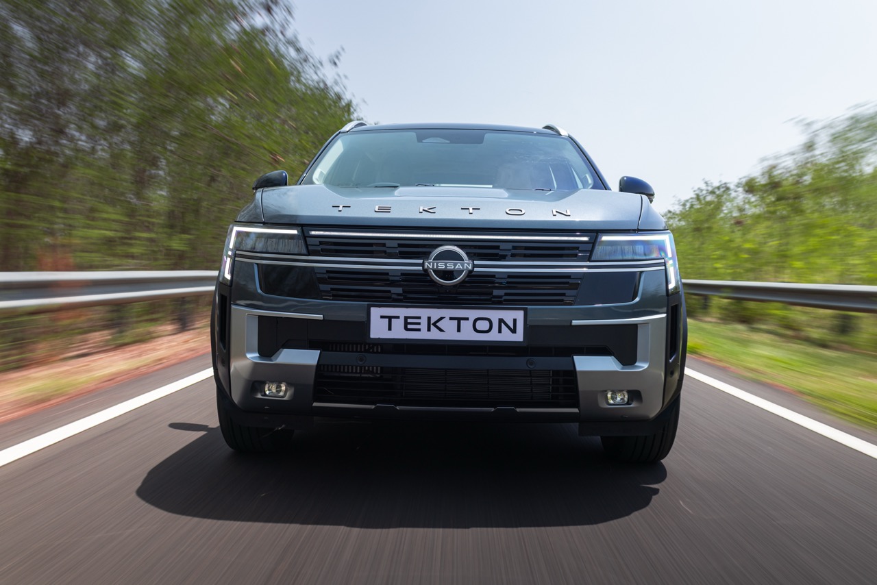 Nissan Tekton