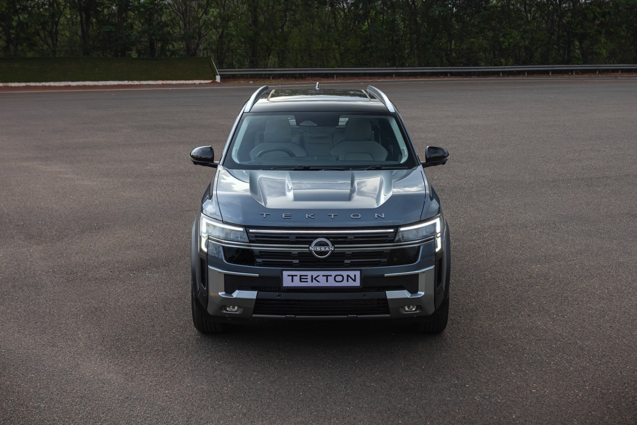 Nissan Tekton