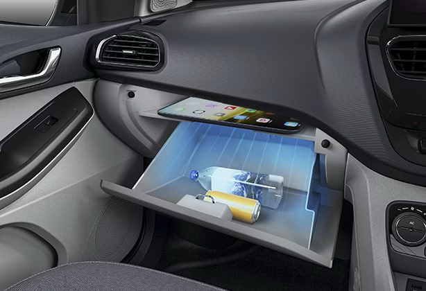 Interior 5