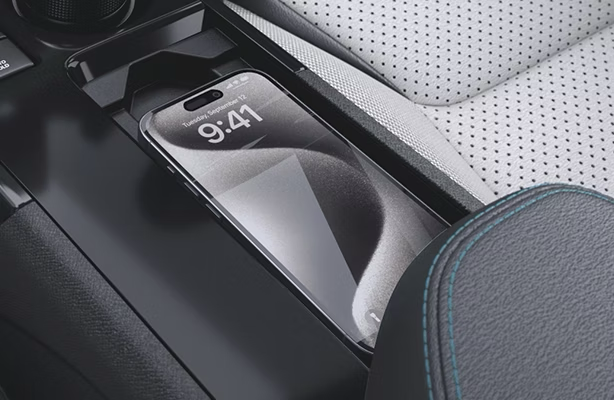Interior 6