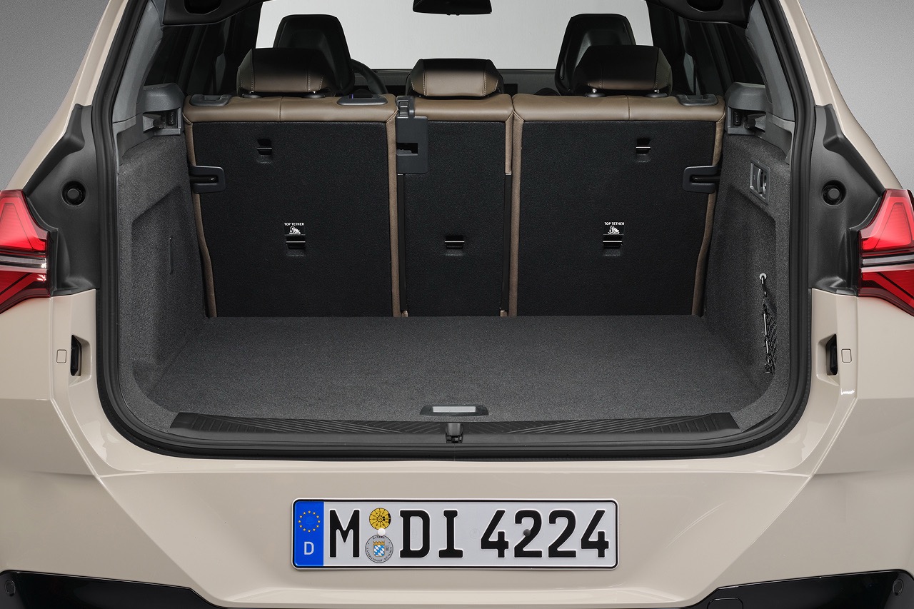 Exterior 7