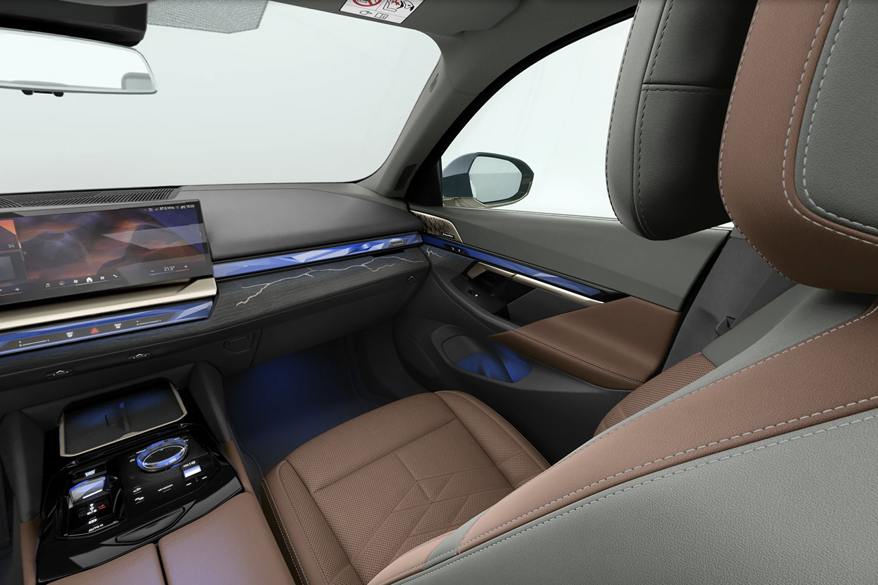 Interior 2