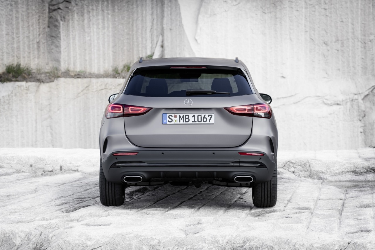 Exterior 6
