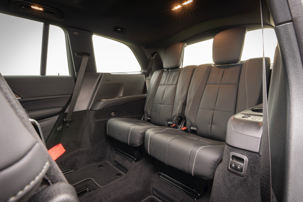 Interior 6
