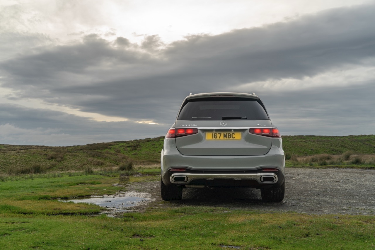 Exterior 10