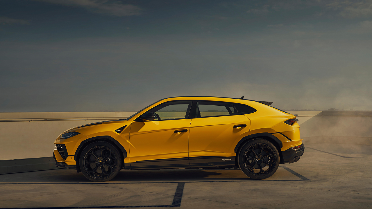 Exterior 17