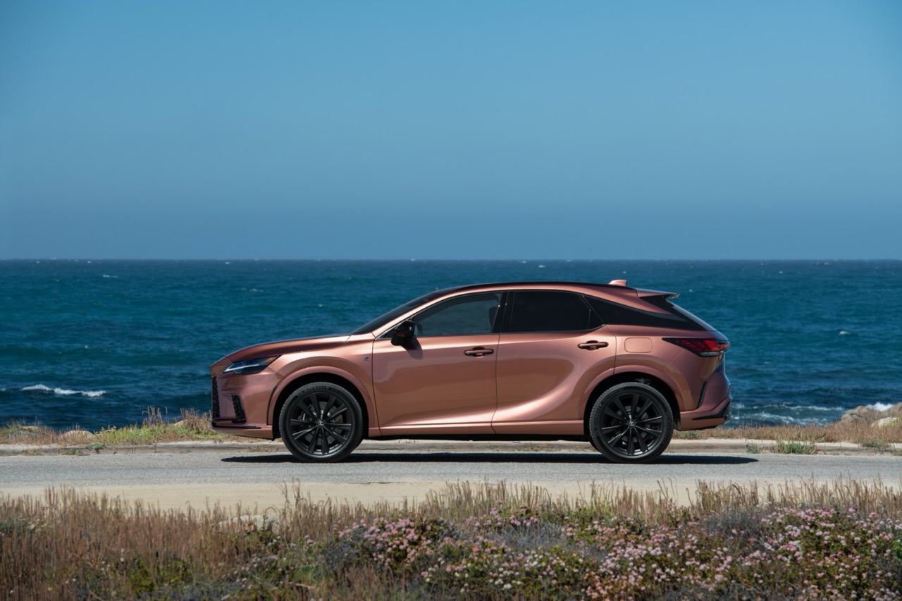 Exterior 5