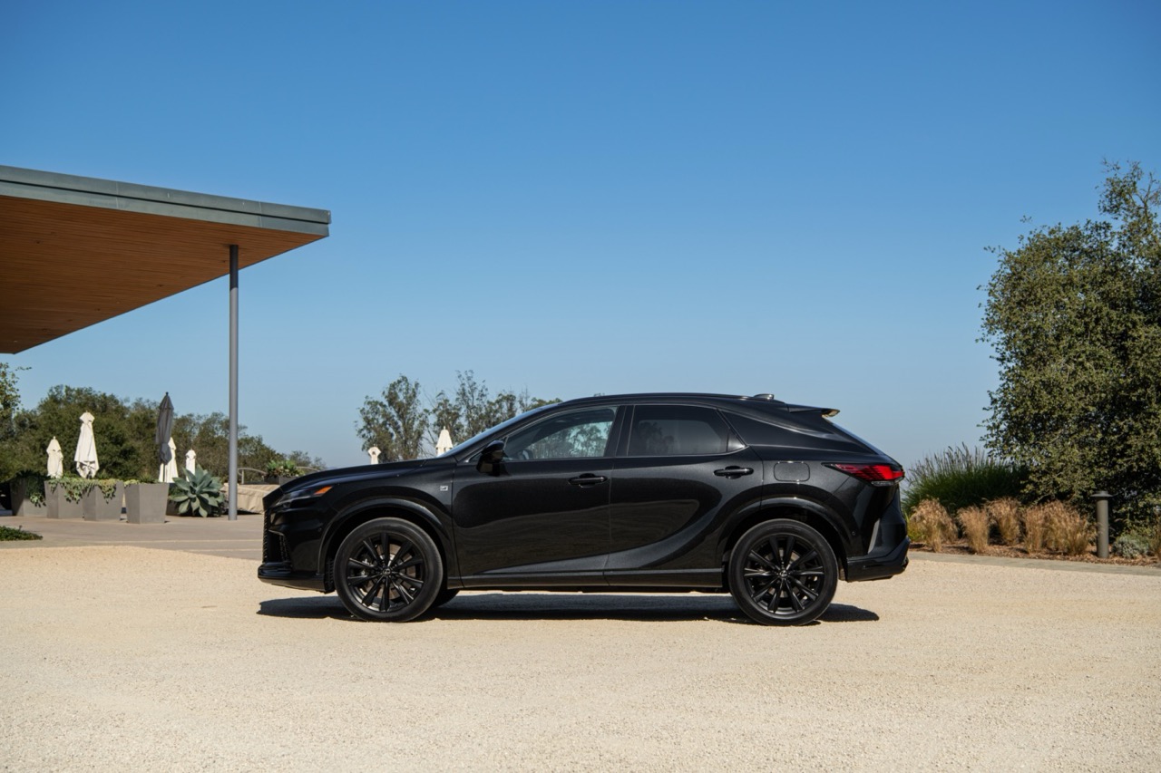 Exterior 17